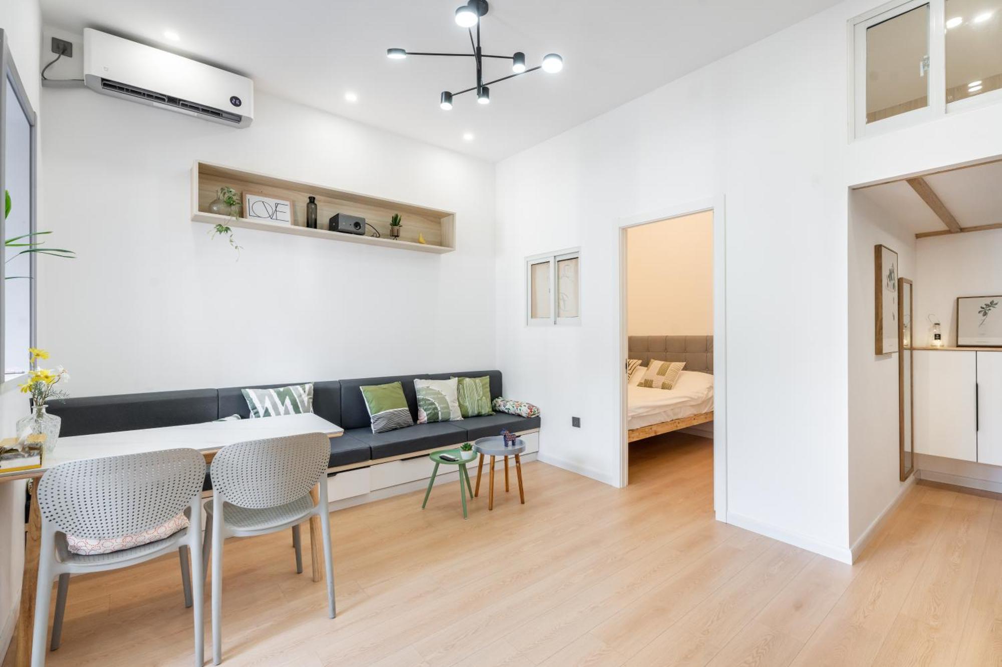 Apartment Hills&xing 1884 Family Near Line2 & Line12 West Nanjing Road *